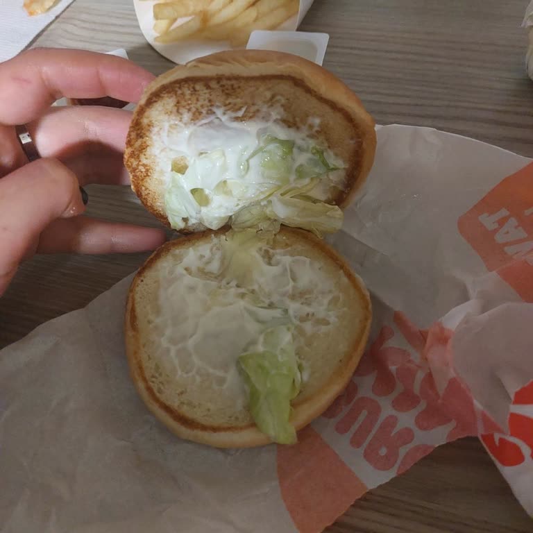 Burger King Siparişimde Eksik Tavuk Eti Teslim Edildi
