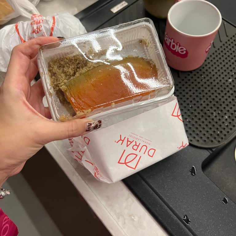 Durak Muhallebicisi Alerji Uyarısına Rağmen İki Kez Cevizli Tatlı Gönderildi