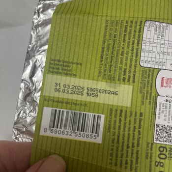 Aldığım Çikolatanın Taze Olmaması Ve Beyazlamış Çıkması