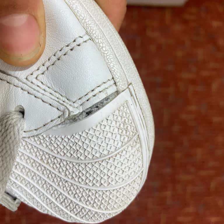 Satın Aldığım Adidas Ayakkabıda Kısa Sürede Açılma Ve Değişim Talebimin Reddi