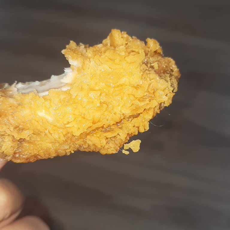 Popeyes Siparişimde Hijyen Sorunu İle Karşılaştım, Mağduriyetim Giderilsin