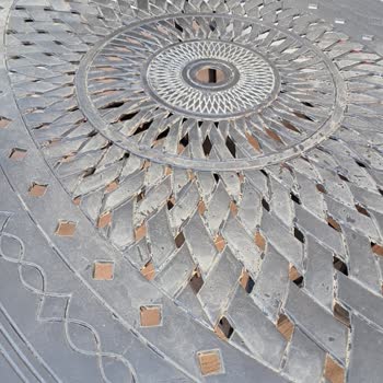 Bahçe Masası Kısa Sürede Bozuldu, Firma Sorumluluk Almadı