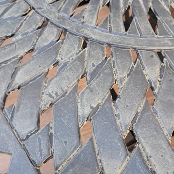 Bahçe Masası Kısa Sürede Bozuldu, Firma Sorumluluk Almadı