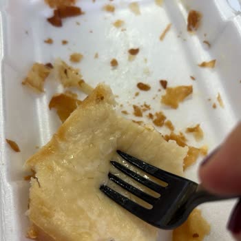 Aşırı Yağlı Su Böreği Ve Yavaş, İlgisiz Hizmet Deneyimi