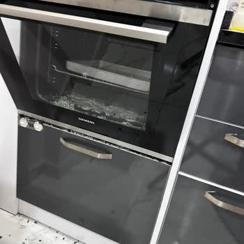 Siemens Ankastre Fırın Camı Kullanım Sırasında Patladı: Güvenlik Riski Ve Çözüm Eksikliği