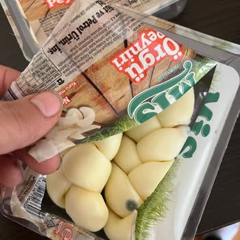 Son Kullanma Tarihi Geçmemiş Mis Örgü Peynirde Küf Şaşkınlığı Ve Hayal Kırıklığı