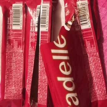 Aldığım Tadelle Çikolatalar Erimiş Ve Acımış Çıktı Markaya Güvenim Sarsıldı