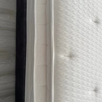 Tekrarlayan Yatak Sorunları Ve İade Talebim Sonuçsuz Kaldı