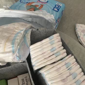 Molfix Bebek Bezinde Jel Sızıntısı Ve Yapışkan Madde Sorunu Yaşadım