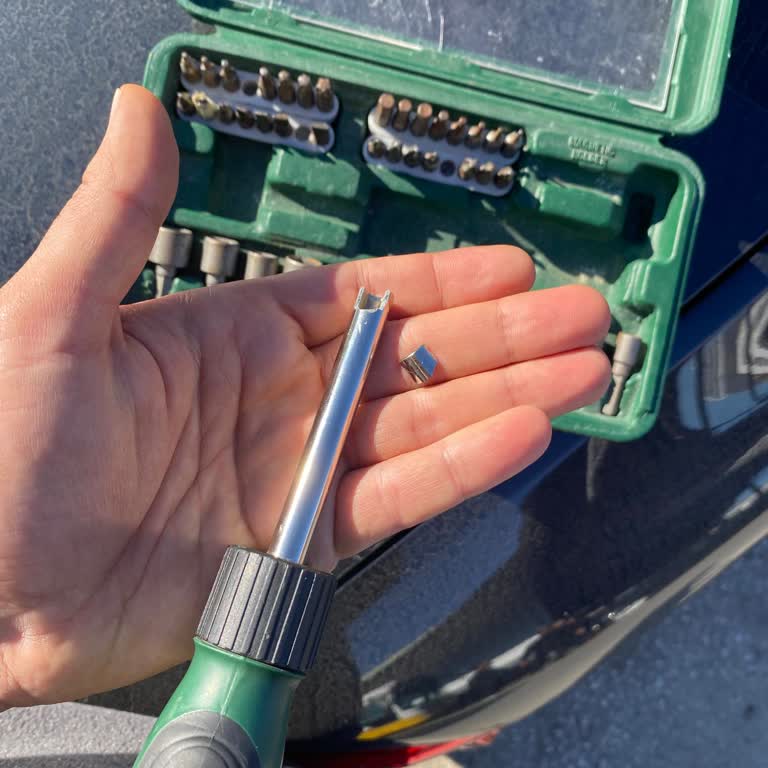 Bosch Tornavida Setinde Parça Kırılması Ve Destek Talebi