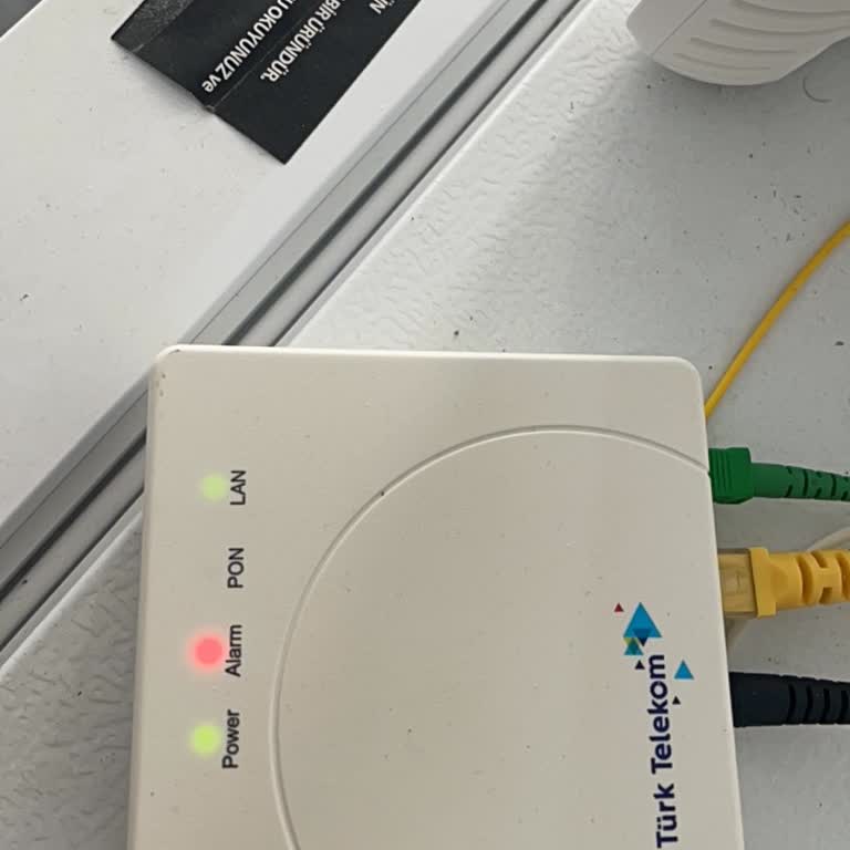 İnternetim 2 Gündür Yok, Müşteri Hizmetlerine Ulaşamıyorum Mağduriyetim Artıyor