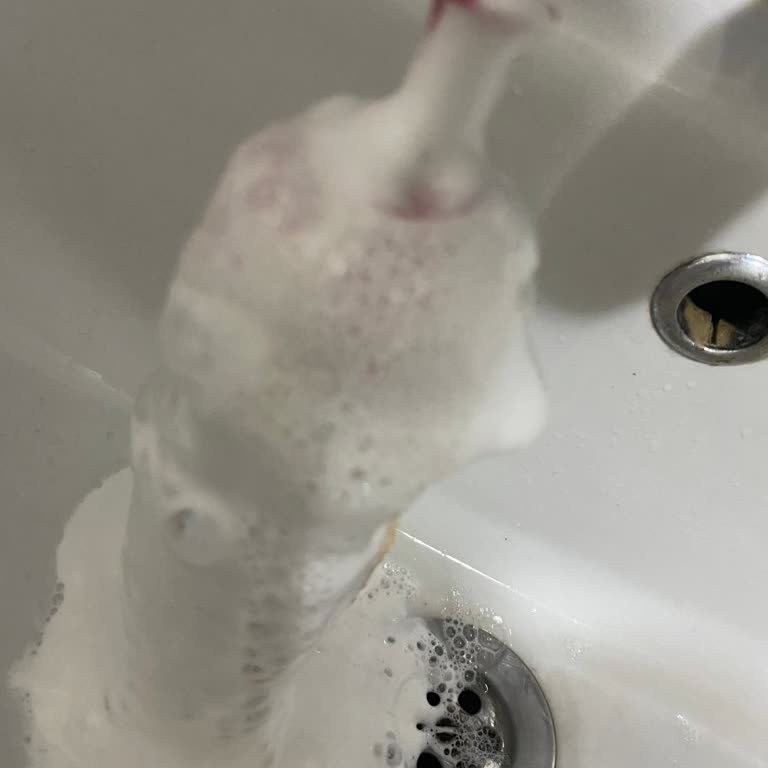 Urban Care Shake N Repair Saç Köpükleri Patlıyor, Eşyalarım Zarar Görüyor!