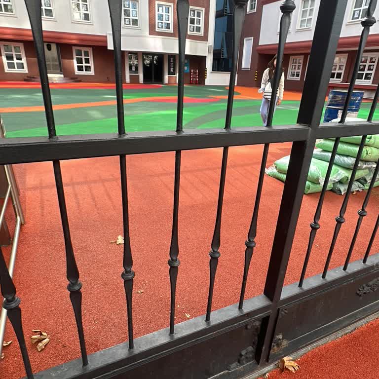 Güvenlik Görevlisinin Tutarsız Ve Kabaca Davranışı Nedeniyle Yaşanan Mağduriyet