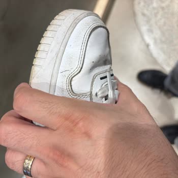 Garanti Kapsamında Puma Ayakkabımın Tabanı Çatladı, Değişim Veya İade Talebim Reddedildi