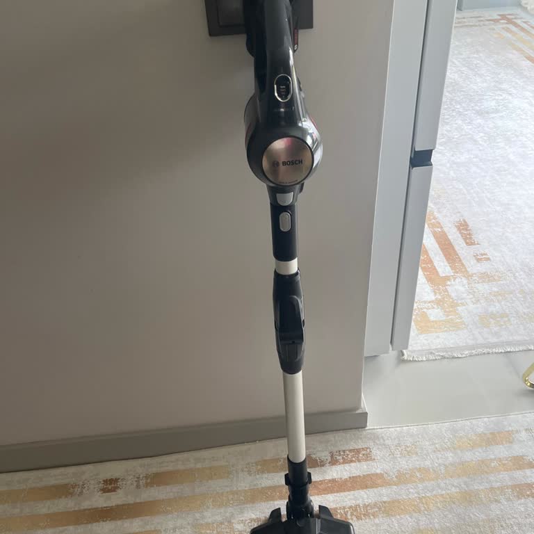 Bosch Unlimited 7 Süpürgede Elektrik Çarpması Ve Çözüm Talebi