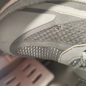 Kısa Sürede Deforme Olan Ayakkabıya Garanti Reddi