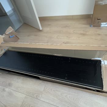 Kırık Teslim Edilen Kitaplık İçin İade Ve Para İadesi Sorunu