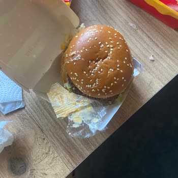 Siparişimde Çıkan Ambalaj Nedeniyle Hamburgeri Tüketemedim, Ücret İadesi İstiyorum