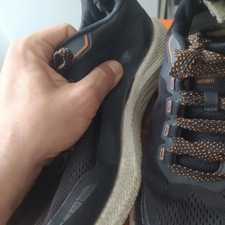 Kısa Sürede Dağılan Ayakkabıya Değişim Talebim Reddedildi