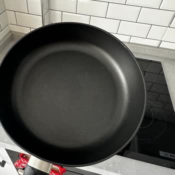 Fissler Tava Kenarında Soyulma Ve Deformasyon, Müşteri Hizmetlerinden Yanıt Alamama