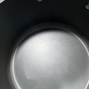 Yeni Alınan Tencere Setinde Kısa Sürede Oluşan Çizikler Ve Ürün Değişim Talebi