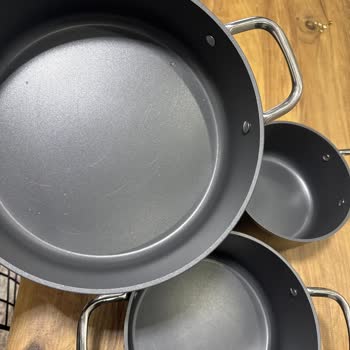 Yeni Alınan Tencere Setinde Kısa Sürede Oluşan Çizikler Ve Ürün Değişim Talebi