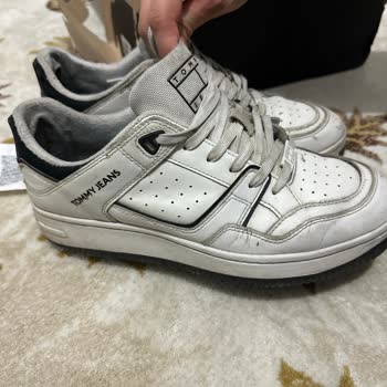 Kısa Sürede Yıpranan Ayakkabı İçin Red Edilen Garanti Talebine Çözüm Bekliyorum