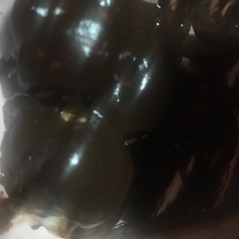 Bayat Ve Kötü Kokulu Profiterol Ürünü Sağlığımızı Riske Attı