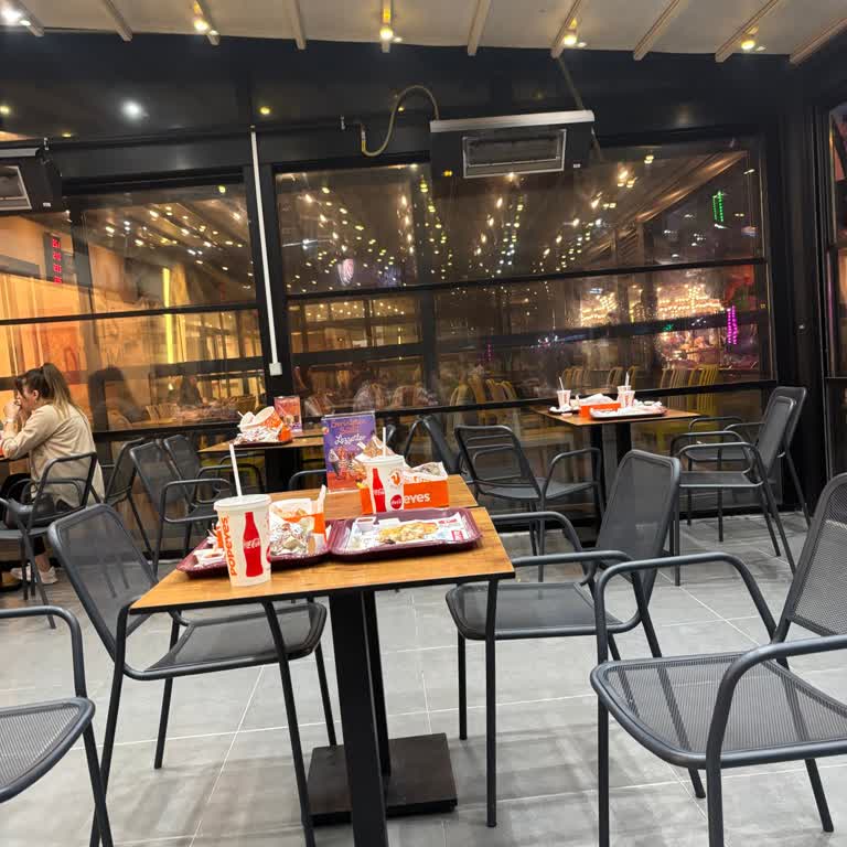 Popeyes Rings AVM'de Sürekli Kaba Ve İlgisiz Personel Sorunu