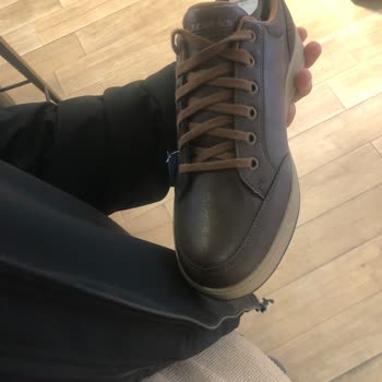 Skechers Yeni Alınan Ayakkabının Ayağıma Vurması Nedeniyle Değişim Talebi