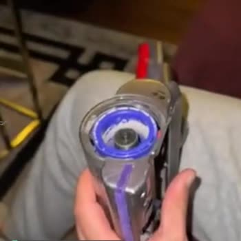 Dyson V15 Süpürge Başlığı Çıkmıyor!