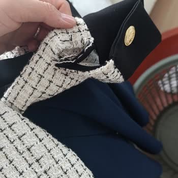 Hiç Giymediğim Kıyafette Sökülme Ve Tüylenme Sorunu