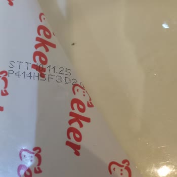 Eker Yoğurdun İçinde Yabancı Cisim Çıktı, Ücret İadesi İstiyorum