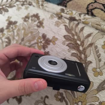 Vivaneon Ücret İademin Bir An Önce Yapılmasını Talep Ediyorum