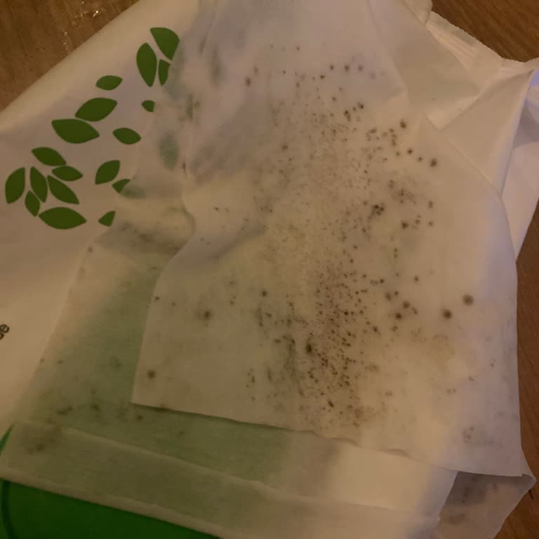 MR. Green Yüzey Temizlik Havlusunda Siyah Noktacık Sorunu Ve Hayal Kırıklığı