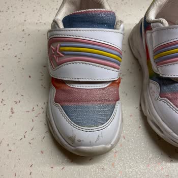 1 Ayda Deforme Olan Ayakkabıya 2 Günde Ret Cevabı!