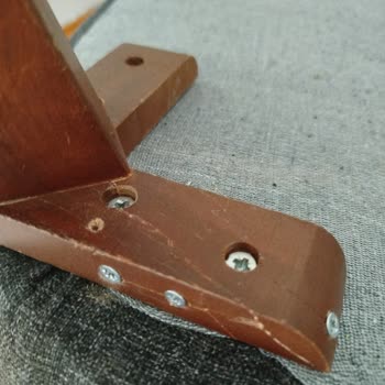 Kırık Ve Tamirli Gelen Berjer İçin Geri Dönüş Yapılmadı