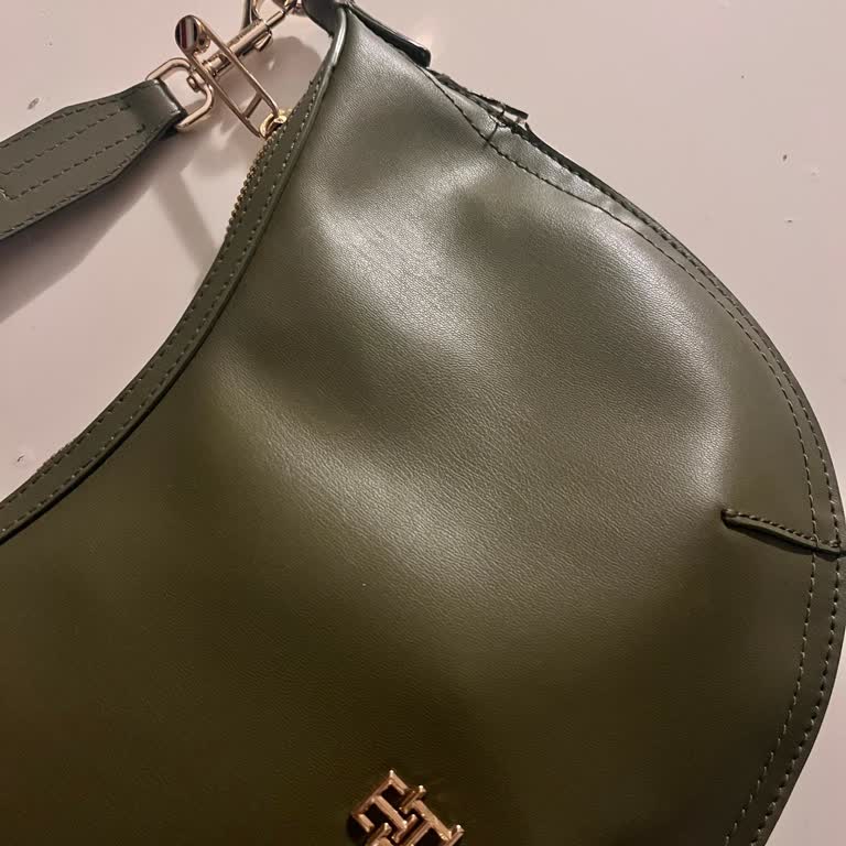 Satın Aldığım Çantada Kısa Sürede Deformasyon Oluştu, Değişim Talep Ediyorum