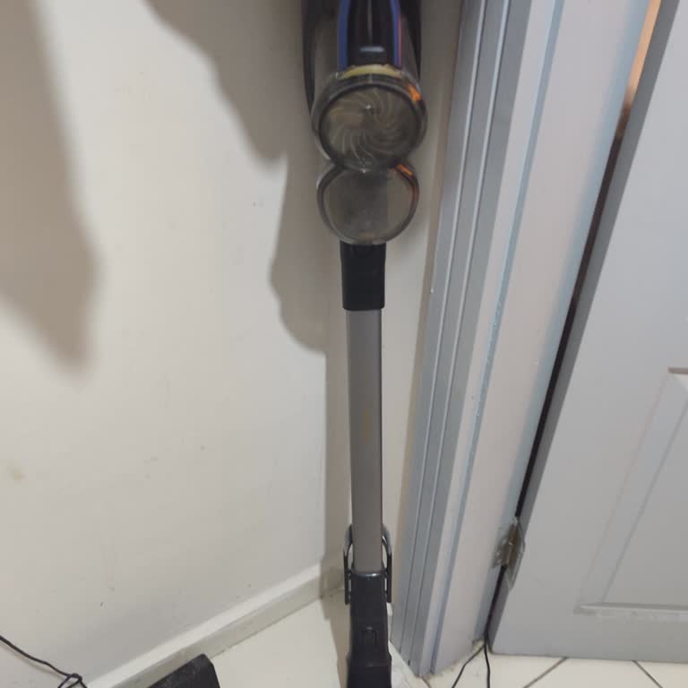 Philips Dikey Süpürge Sürekli Arızalanıyor Ve Çekim Gücü Tamamen Kayboldu