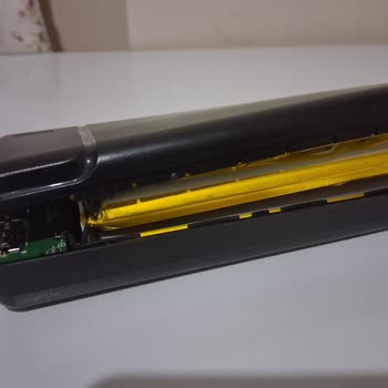 Powerbank Elimde İkiye Ayrıldı Batarya Şişti Telefonum Bozuldu