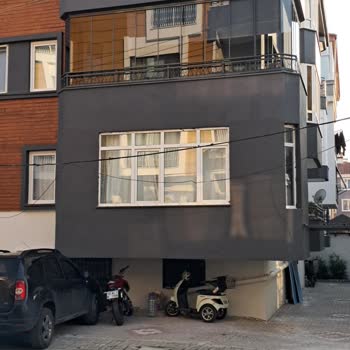 TTNET Kablolama Sorunu: Apartmanda Düzensiz Ve Güvensiz Kurulum, Çözüm Bekliyorum