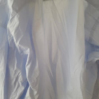 Vakko'dan Aldığım Gömlek Aşırı Kırışıyor, İade Talebim Var