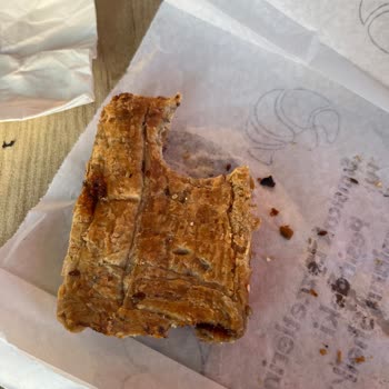 Shell Aldığım Çörekten Cam Parçası Çıktı, Sağlığım Tehlikeye Girdi