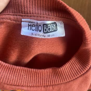 Bebek Eşofman Takımında Renk Atması Ve İlgisiz Mağaza Yaklaşımı