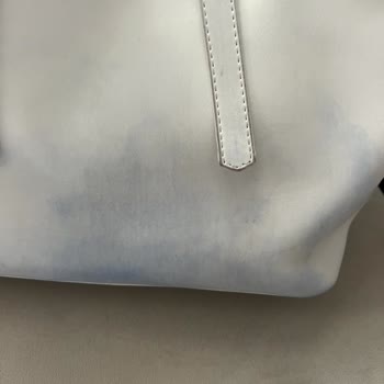 Beyaz Omuz Çantasında Kalıcı Leke Sorunu Ve İade Talebimin Reddi