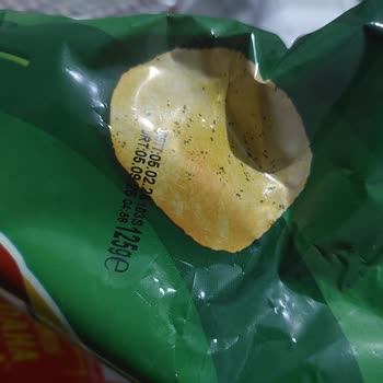 Bayat Ve Sağlıksız Cips Satışı Nedeniyle Ücret İadesi Ve Önlem Talebi