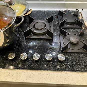 Franke Gazlı Ocağın Camı Aniden Patladı, Yetersiz Müşteri Desteği