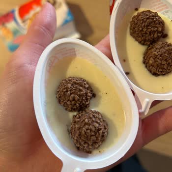 Aldığım Kinder Joy Paketlerinde Küflenme Ve Bozuk Ürün Sorunu