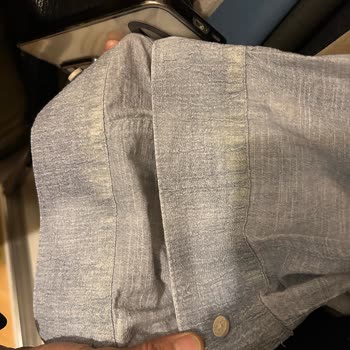 Avva Gömleklerde Kol Bölgesinde İnatçı Sararma Ve Mağazadan Çözüm Alamama