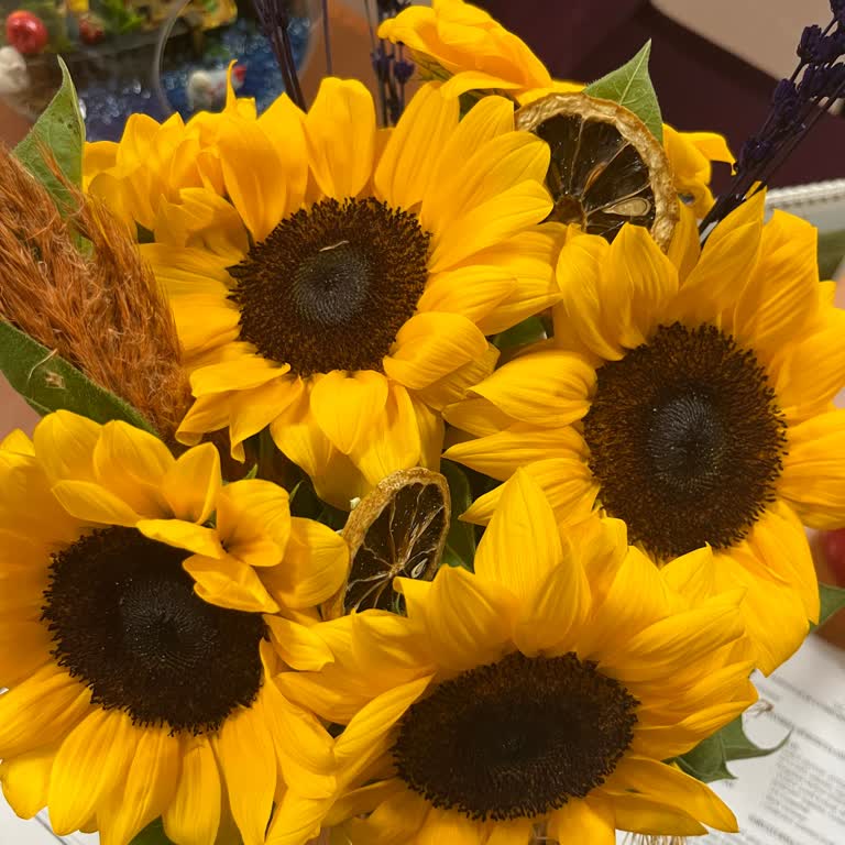 Kendime Aldığım Çiçekler Solmuş Ve Kötü Durumda Teslim Edildi